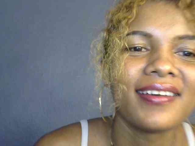 SAVANAH-AUBRI webcam