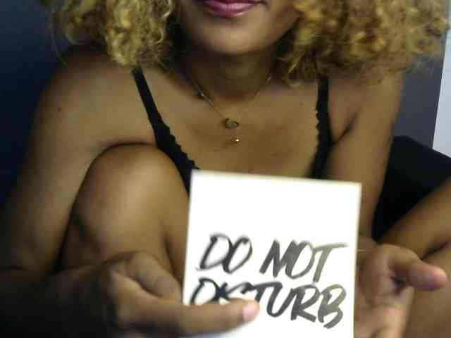 SAVANAH-AUBRI webcam