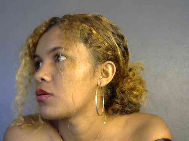 SAVANAH-AUBRI webcam