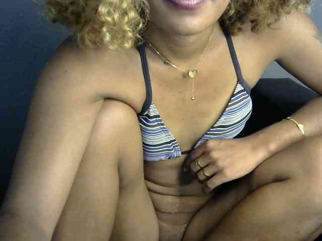 SAVANAH-AUBRI webcam