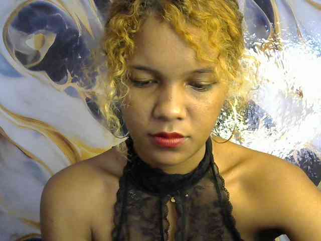 SAVANAH-AUBRI webcam