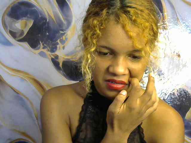 SAVANAH-AUBRI webcam