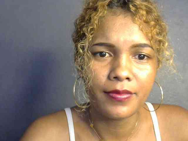 SAVANAH-AUBRI webcam