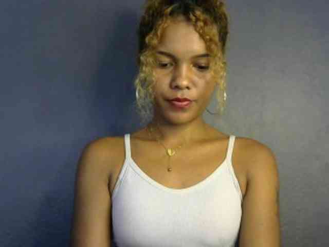 SAVANAH-AUBRI webcam