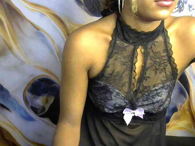 SAVANAH-AUBRI webcam