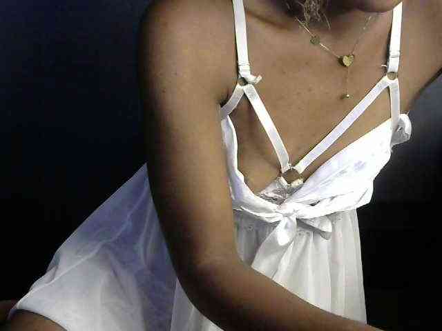 SAVANAH-AUBRI webcam