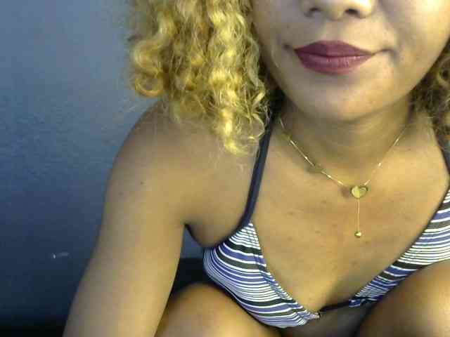 SAVANAH-AUBRI webcam