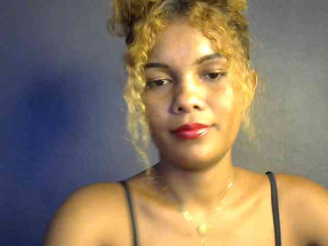 SAVANAH-AUBRI webcam