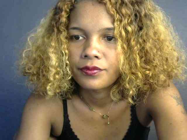 SAVANAH-AUBRI webcam