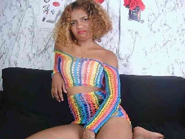 SAVANAH-AUBRI webcam