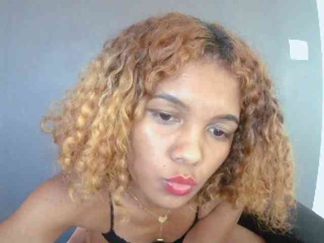 SAVANAH-AUBRI webcam