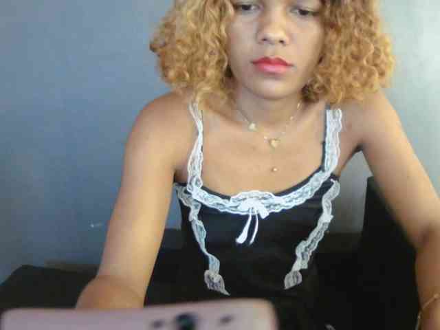 SAVANAH-AUBRI webcam