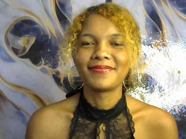 SAVANAH-AUBRI webcam