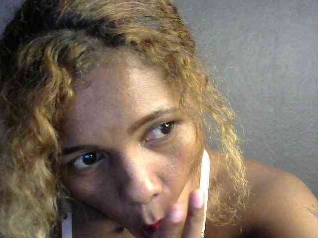 SAVANAH-AUBRI webcam