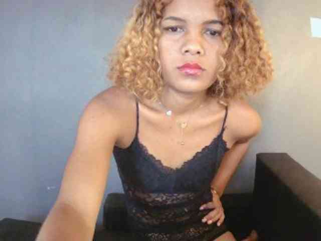 SAVANAH-AUBRI webcam