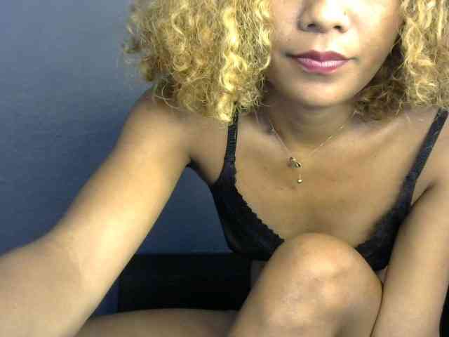 SAVANAH-AUBRI webcam