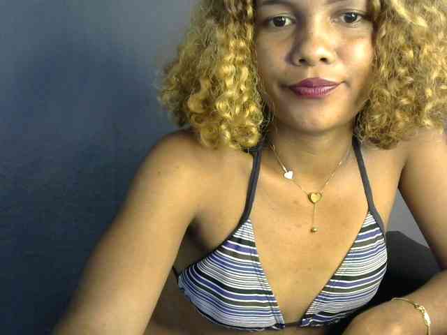 SAVANAH-AUBRI webcam