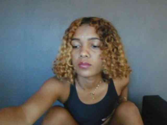 SAVANAH-AUBRI webcam