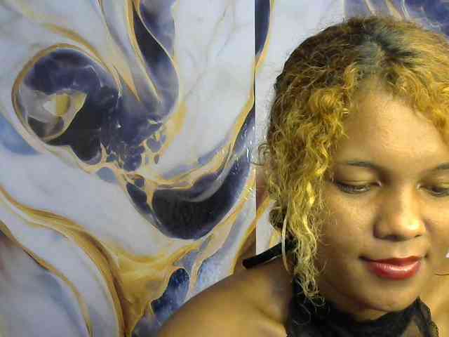 SAVANAH-AUBRI webcam