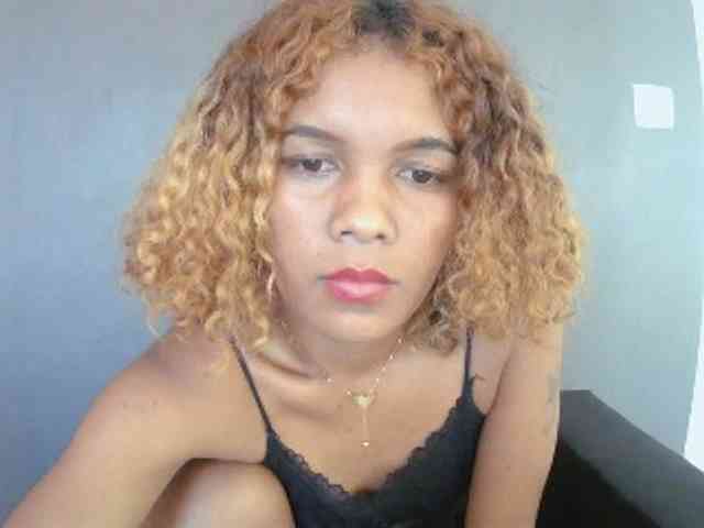 SAVANAH-AUBRI webcam