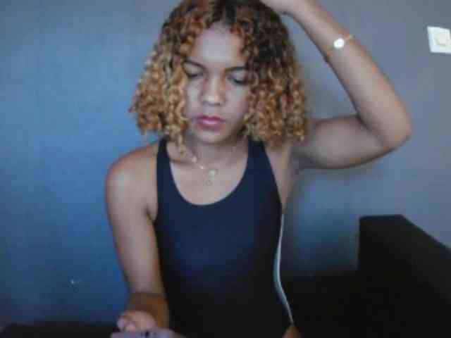 SAVANAH-AUBRI webcam