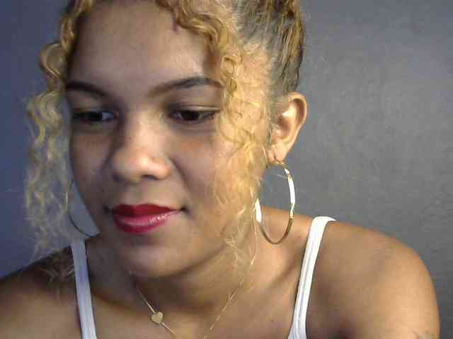 SAVANAH-AUBRI webcam