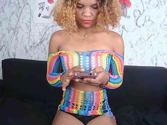 SAVANAH-AUBRI webcam