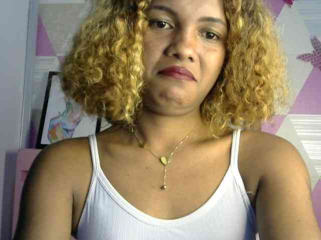 SAVANAH-AUBRI webcam