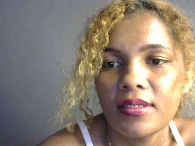 SAVANAH-AUBRI webcam