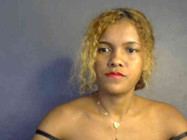 SAVANAH-AUBRI webcam