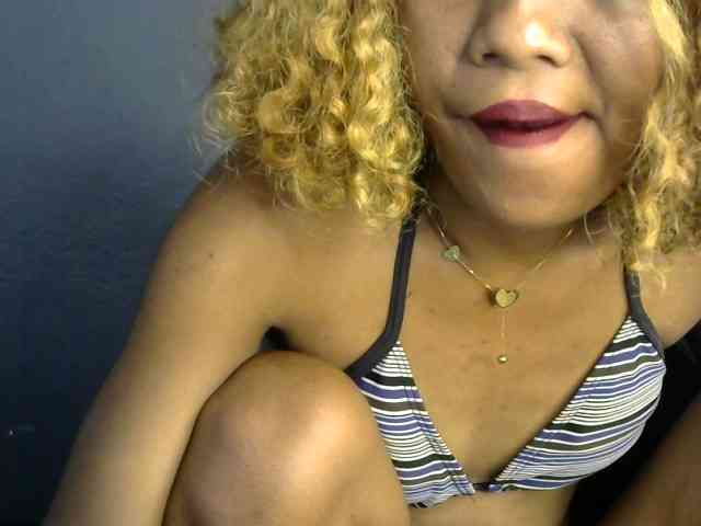 SAVANAH-AUBRI webcam