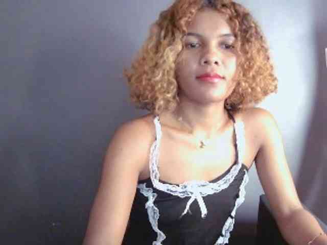 SAVANAH-AUBRI webcam