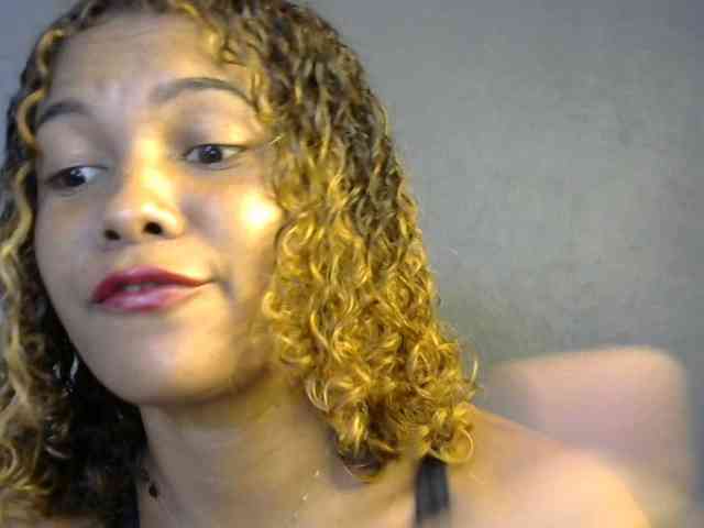 SAVANAH-AUBRI webcam