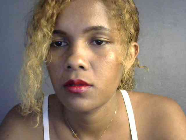 SAVANAH-AUBRI webcam