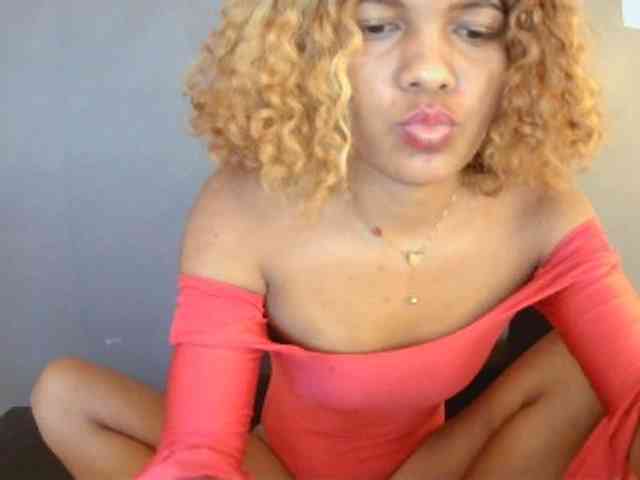 SAVANAH-AUBRI webcam