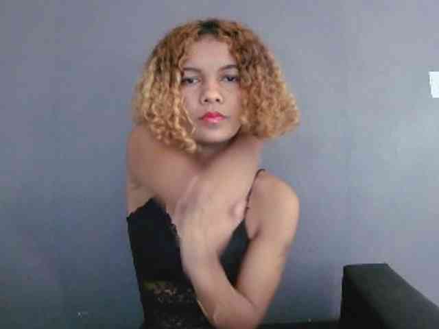 SAVANAH-AUBRI webcam