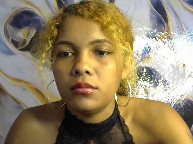 SAVANAH-AUBRI webcam