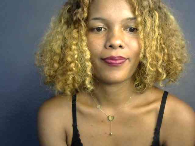 SAVANAH-AUBRI webcam