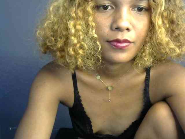 SAVANAH-AUBRI webcam