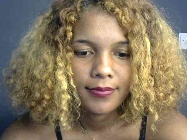 SAVANAH-AUBRI webcam