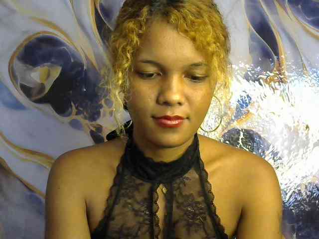 SAVANAH-AUBRI webcam