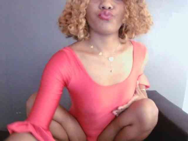 SAVANAH-AUBRI webcam