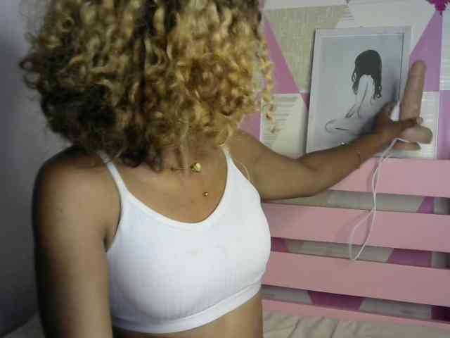 SAVANAH-AUBRI webcam