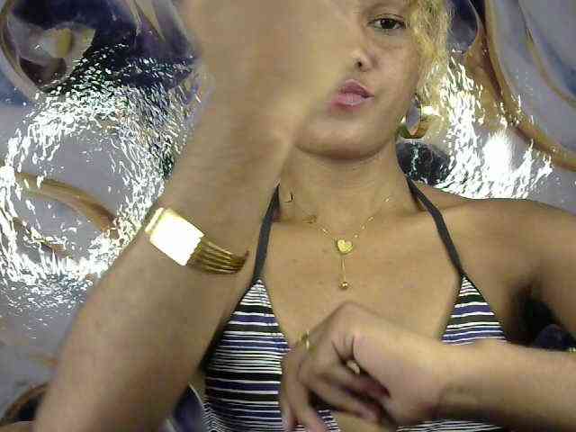 SAVANAH-AUBRI webcam