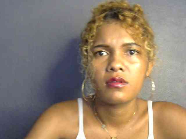 SAVANAH-AUBRI webcam