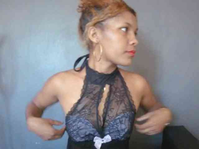 SAVANAH-AUBRI webcam