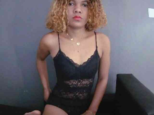 SAVANAH-AUBRI webcam