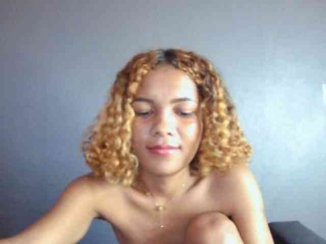 SAVANAH-AUBRI webcam