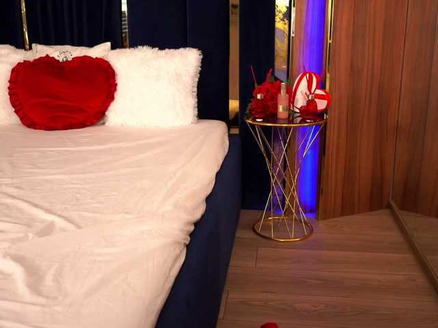 AmeelliaRose's BongaCams show and profile