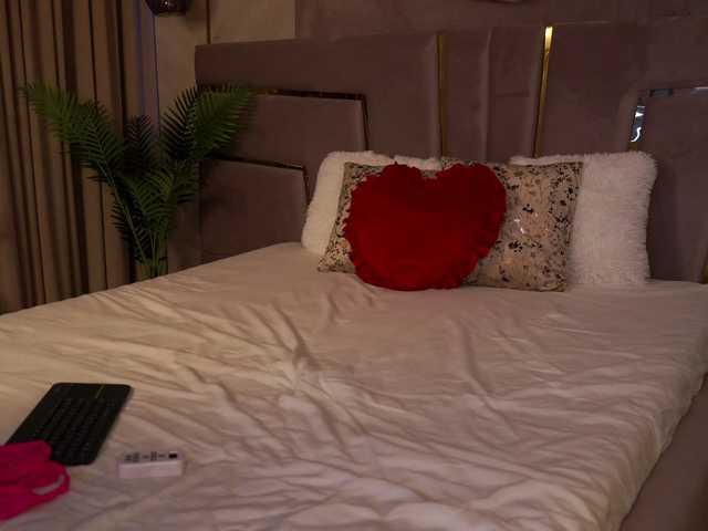 AmeelliaRose's BongaCams profile